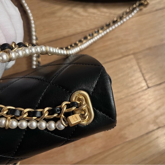 CHANEL Authentic 2021 Mini Crystal Pearls Chain Flap Shoulder Bag - Picture 11 of 17